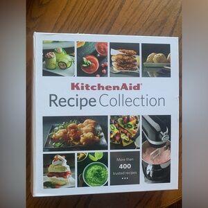Kitchen Aid Recipe Collection book   Copyright 2015 Great Condition.